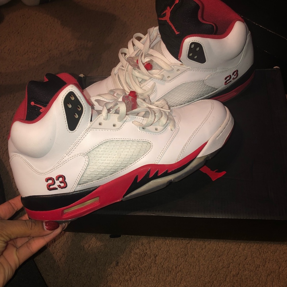 Jordan Fire Red 5’s